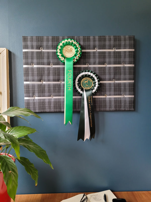 Rosette Board - Black Tartan